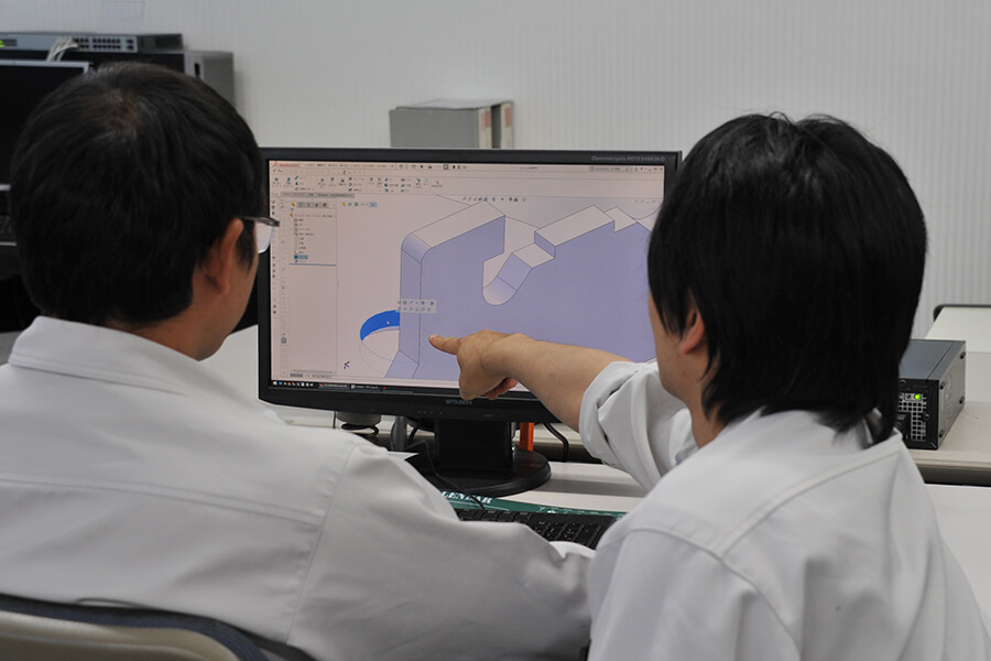 設計作業の様子